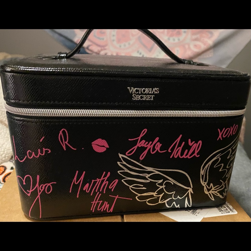 Victoria secret makeup case